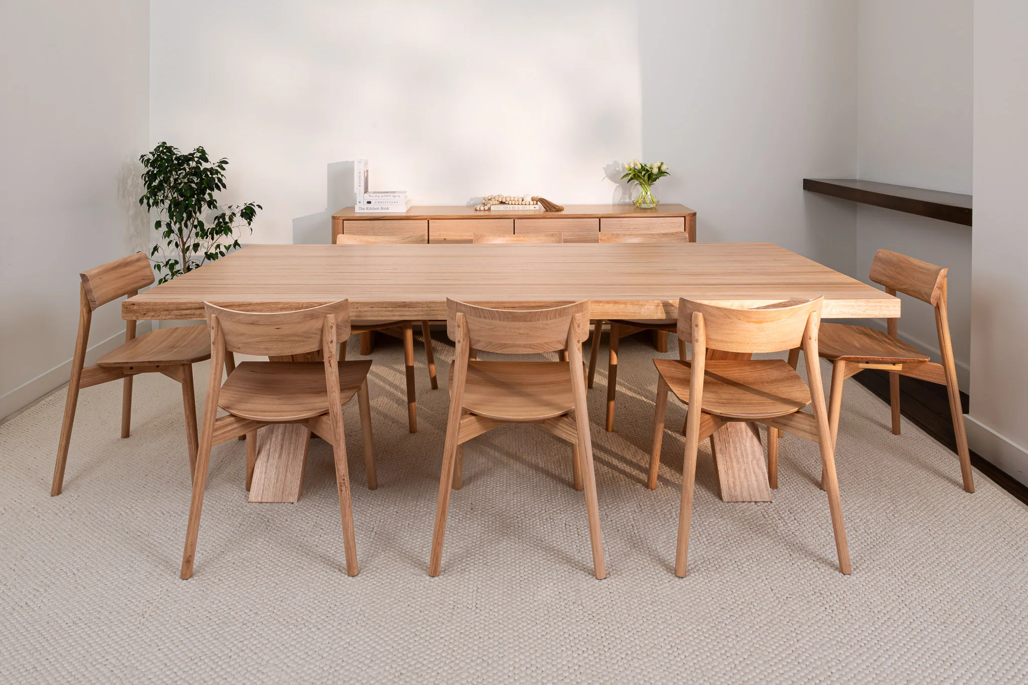 Axl Vic Ash Feature Grade Dining Table - Image 13