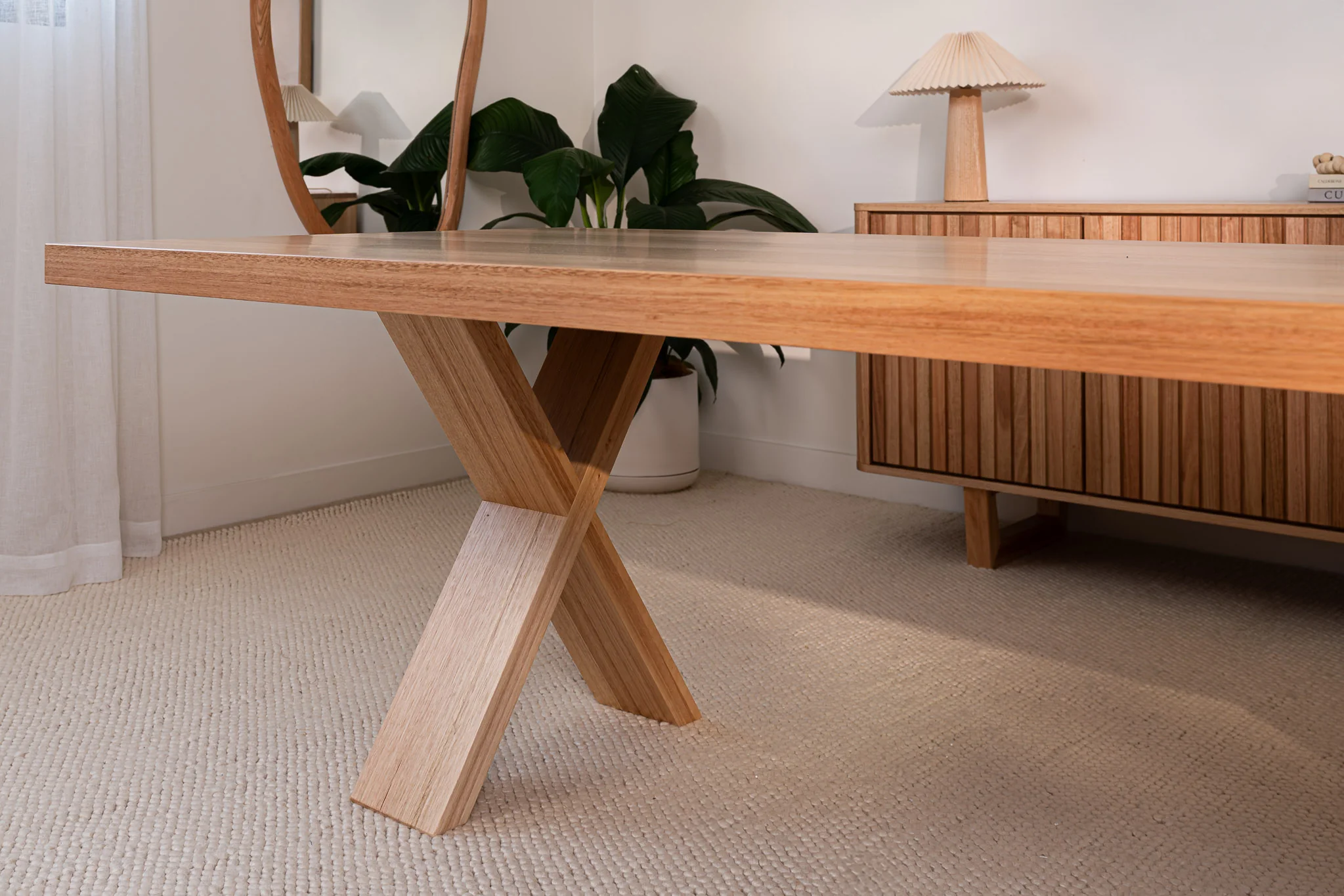 Axl Vic Ash Signature Dining Table - Image 4