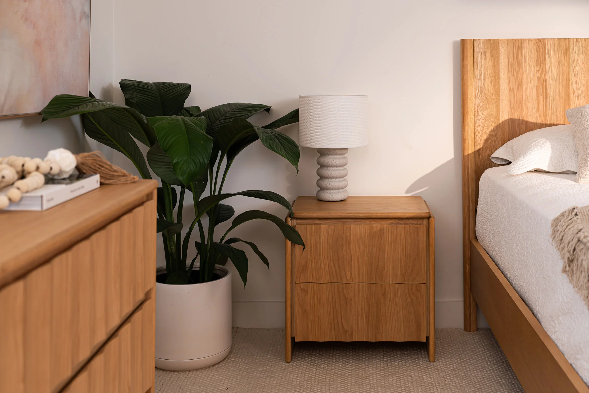 Brooklyn American Oak Bedside Table - Image 4