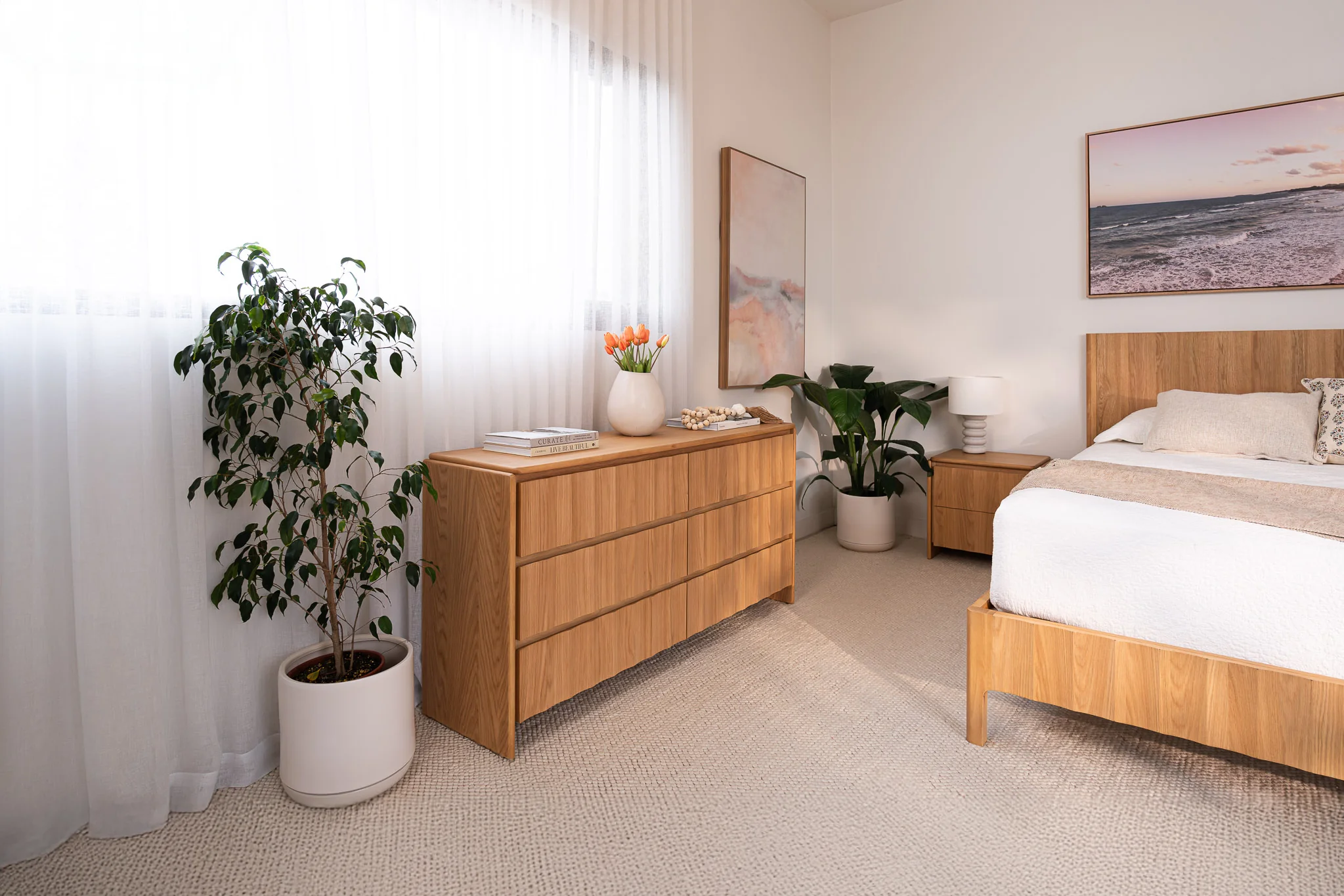 Brooklyn American Oak Dresser - Image 4