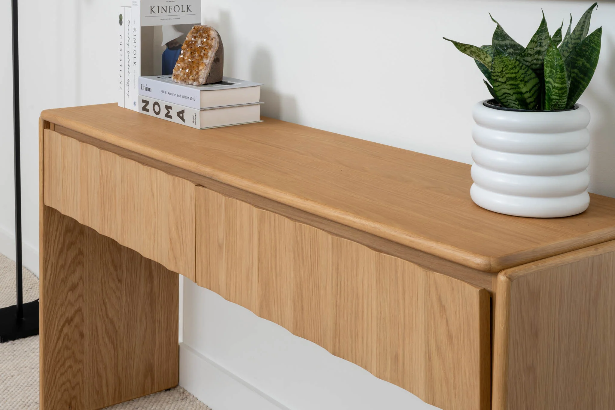Brooklyn American Oak Hall Table - Image 4