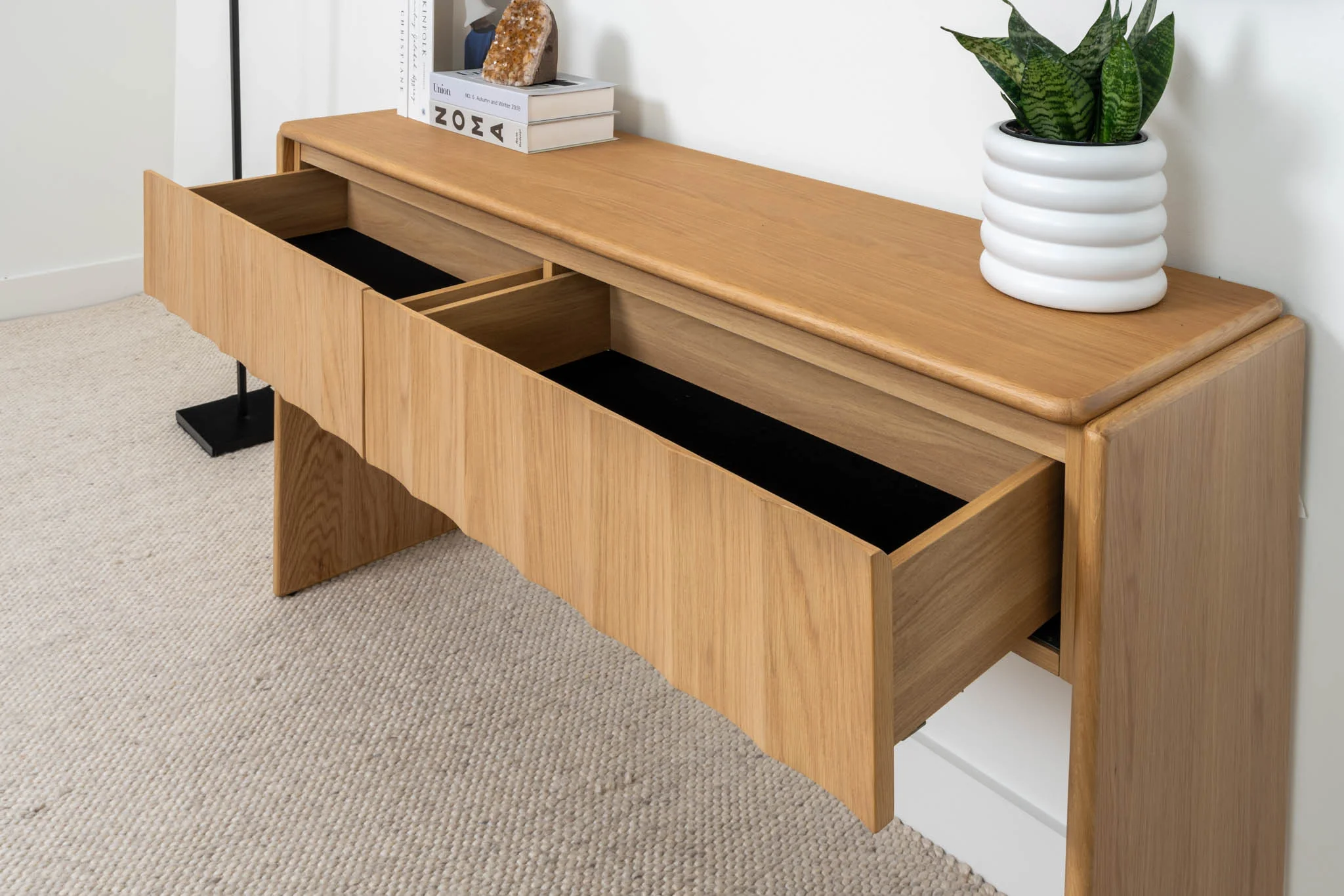 Brooklyn American Oak Hall Table - Image 5