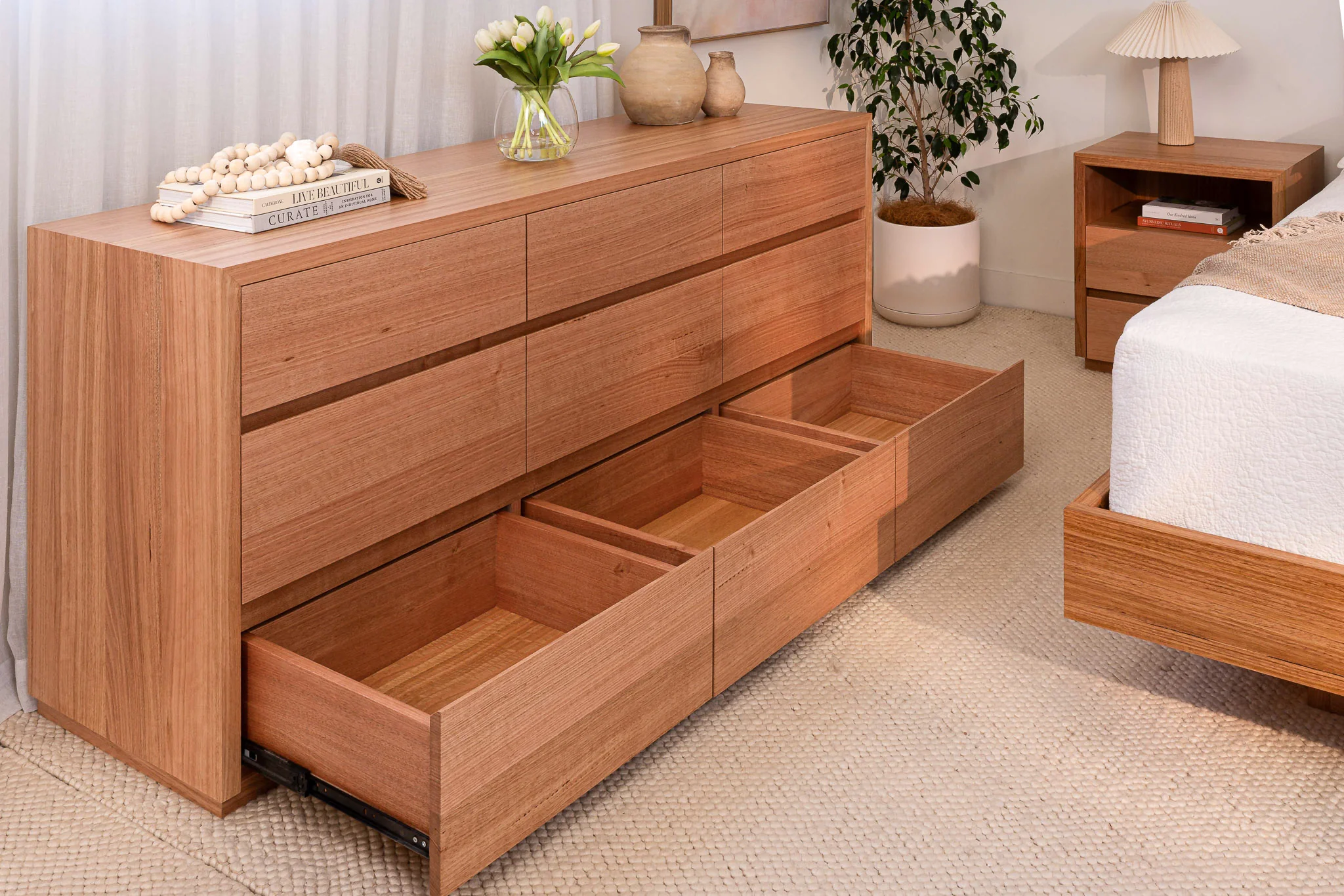 Cape Town Tasmanian Oak Dresser - Image 5