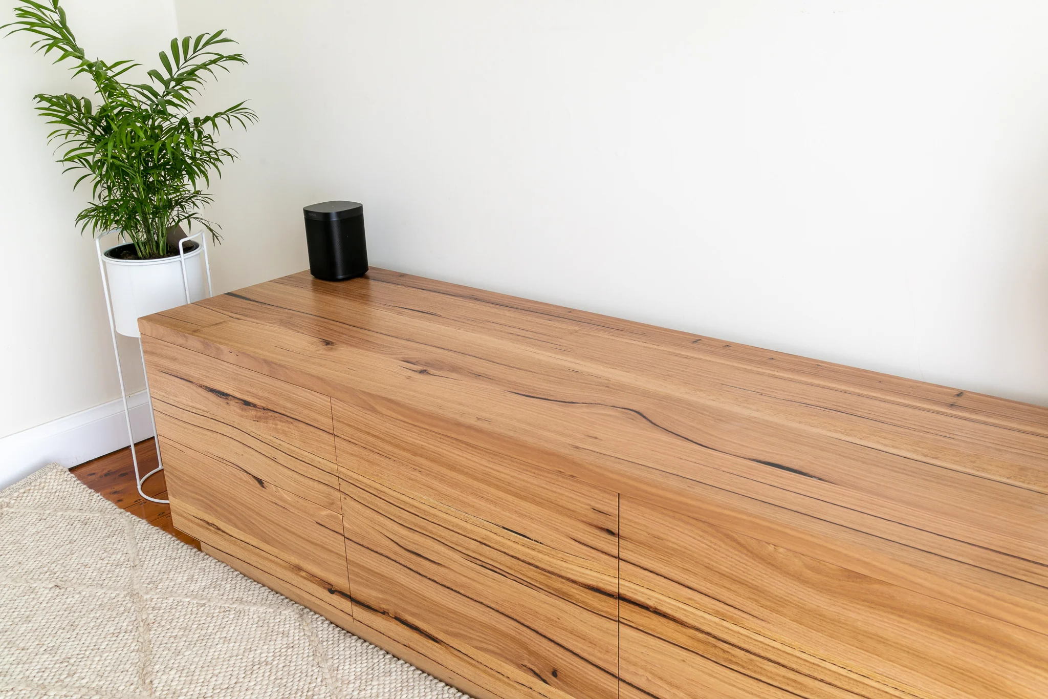 Elijah Messmate Entertainment Unit - Image 8