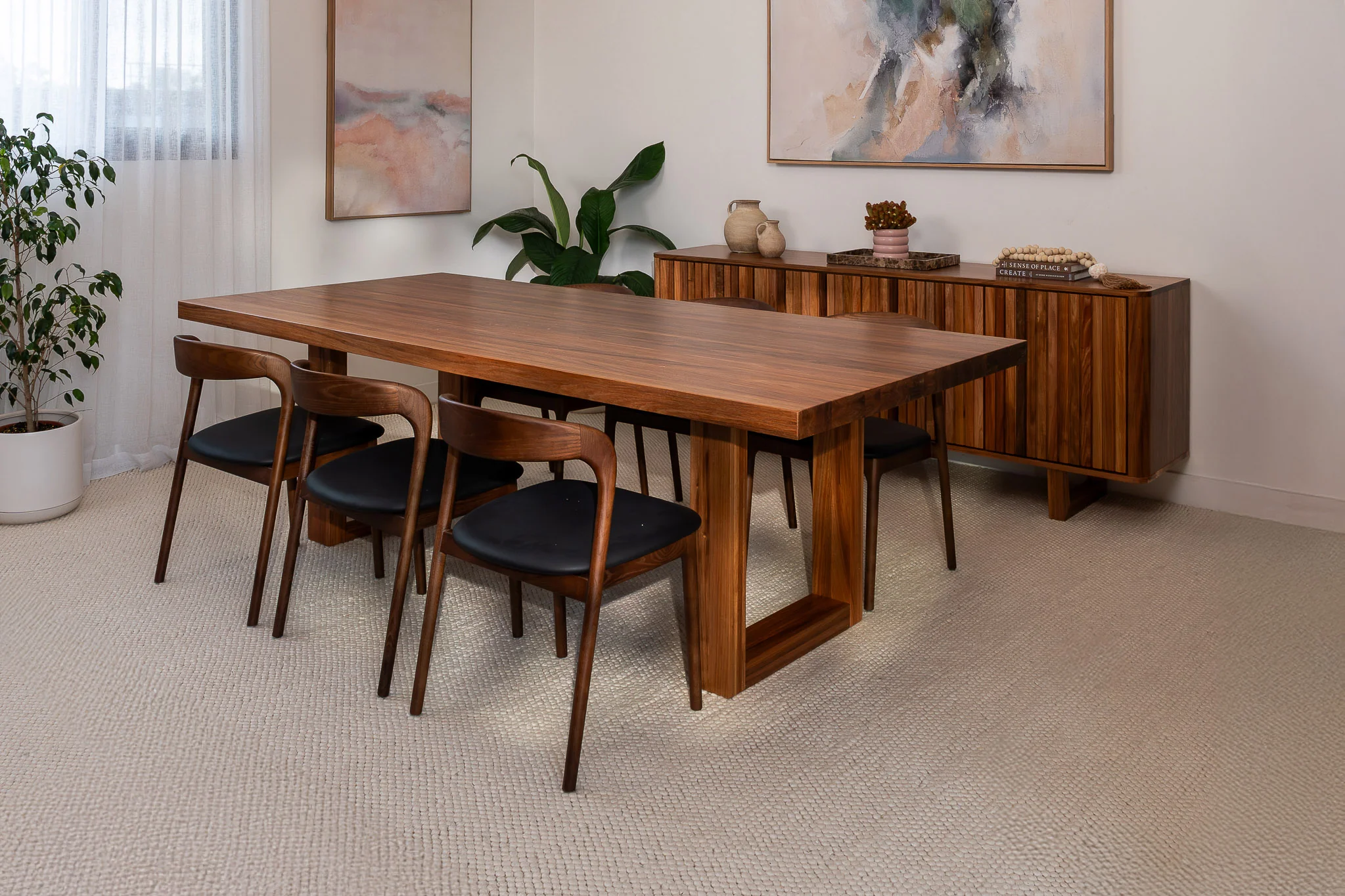 Hamilton Blackwood Heritage Dining Table - Image 4