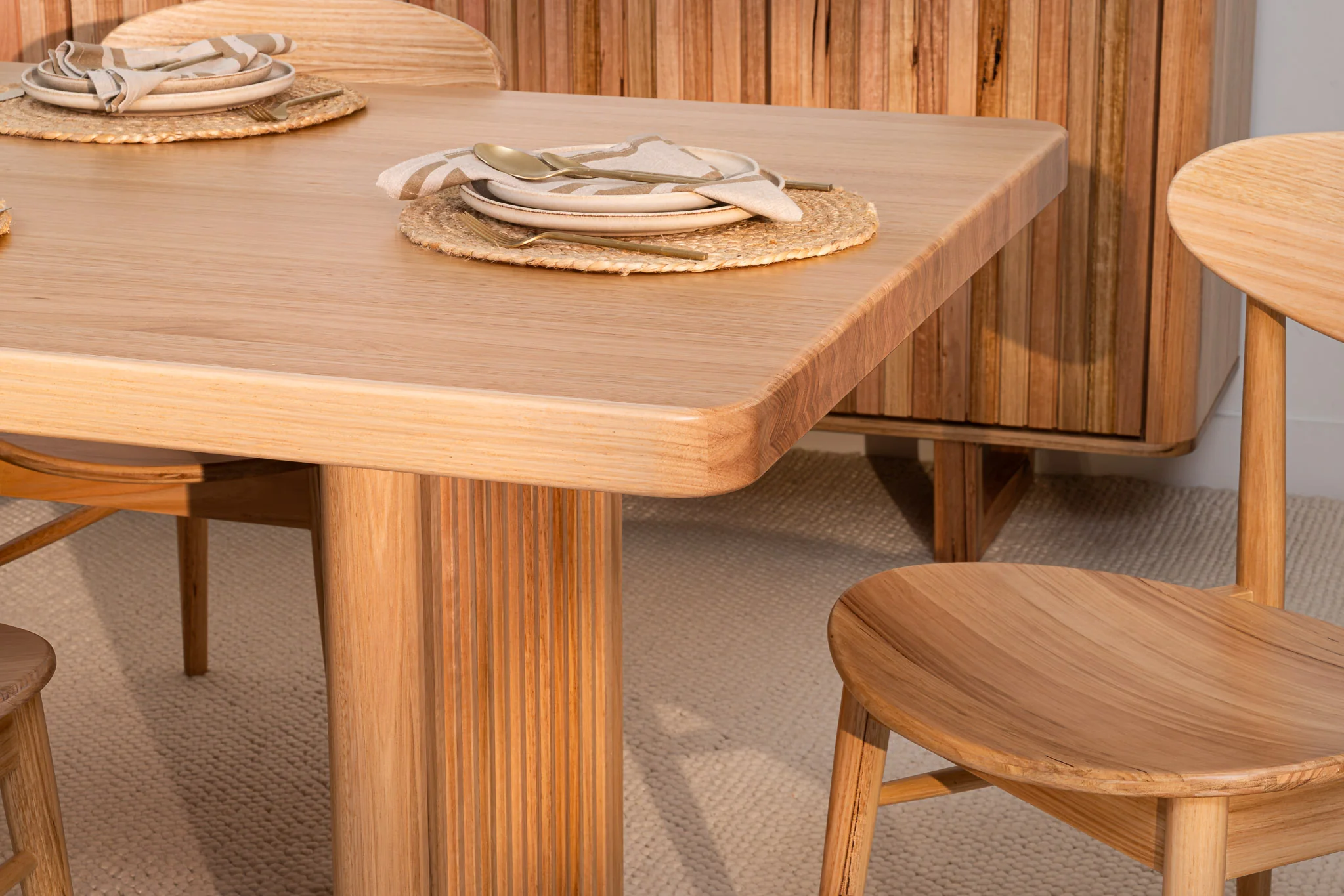 Hermes Curve Vic Ash Signature Dining Table - Image 10