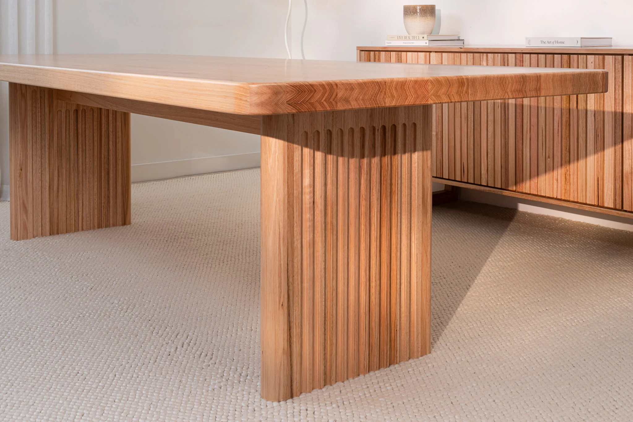 Hermes Curve Vic Ash Signature Dining Table - Image 7
