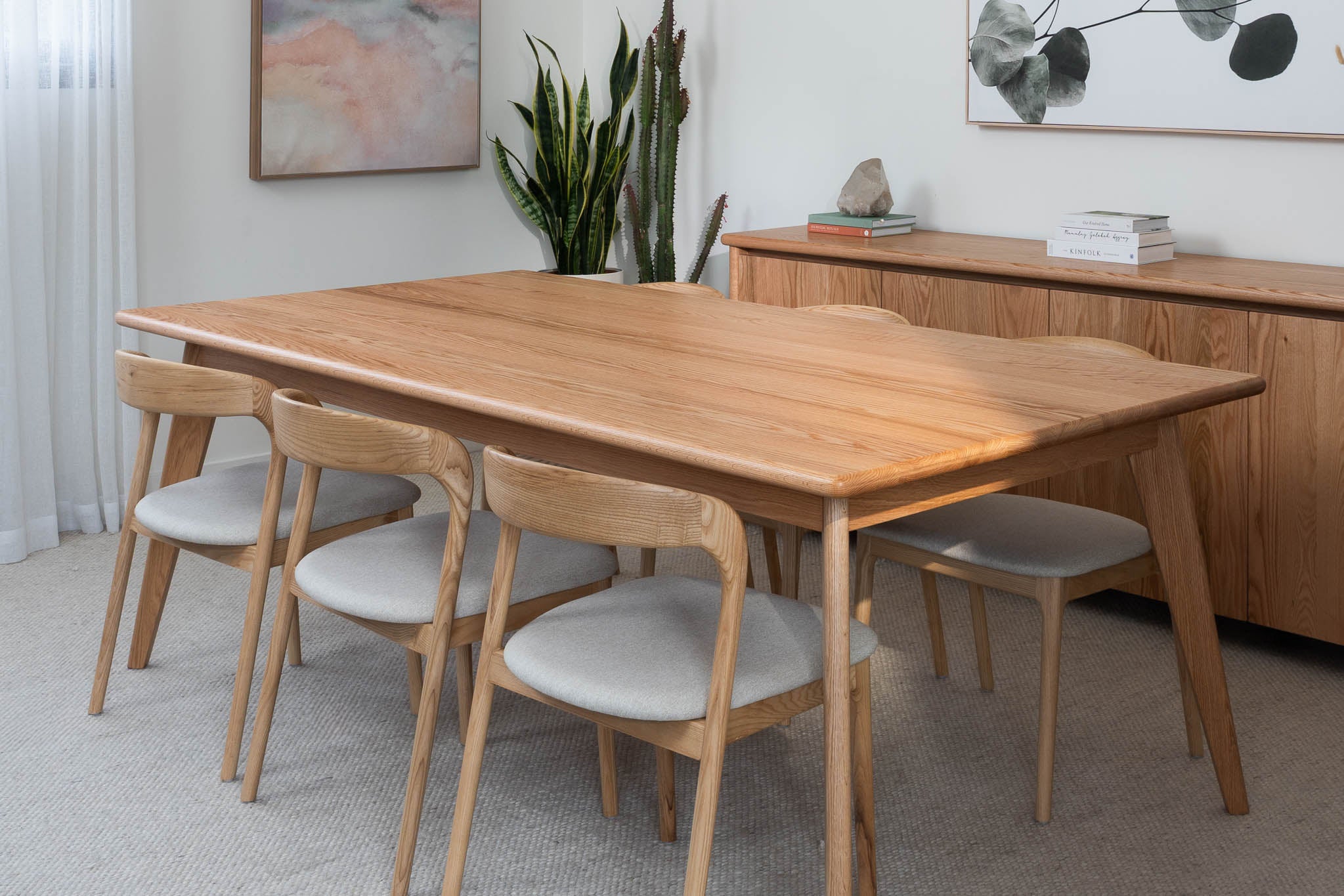 Layla American Oak Dining Table - Image 12