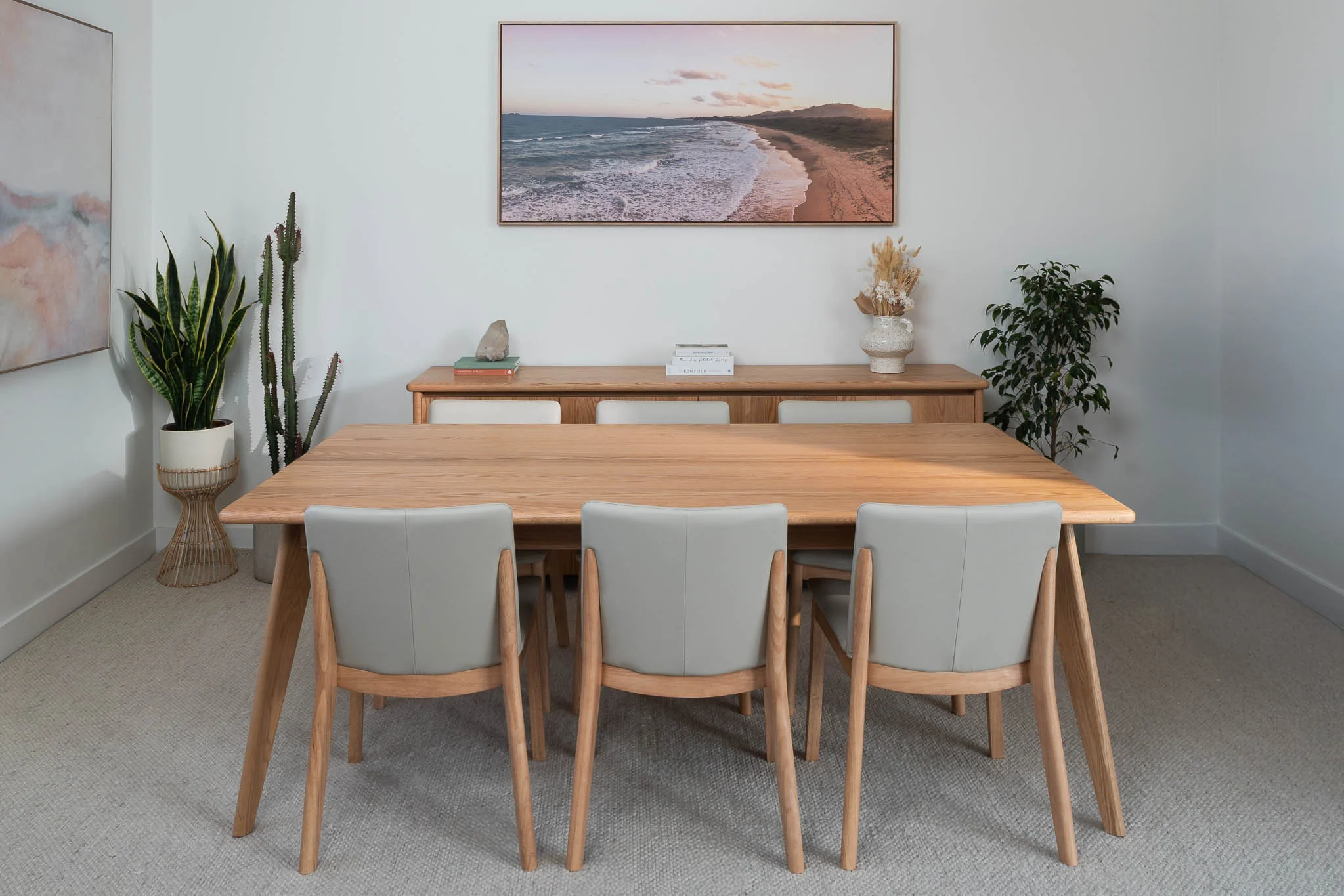 Layla American Oak Dining Table - Image 7