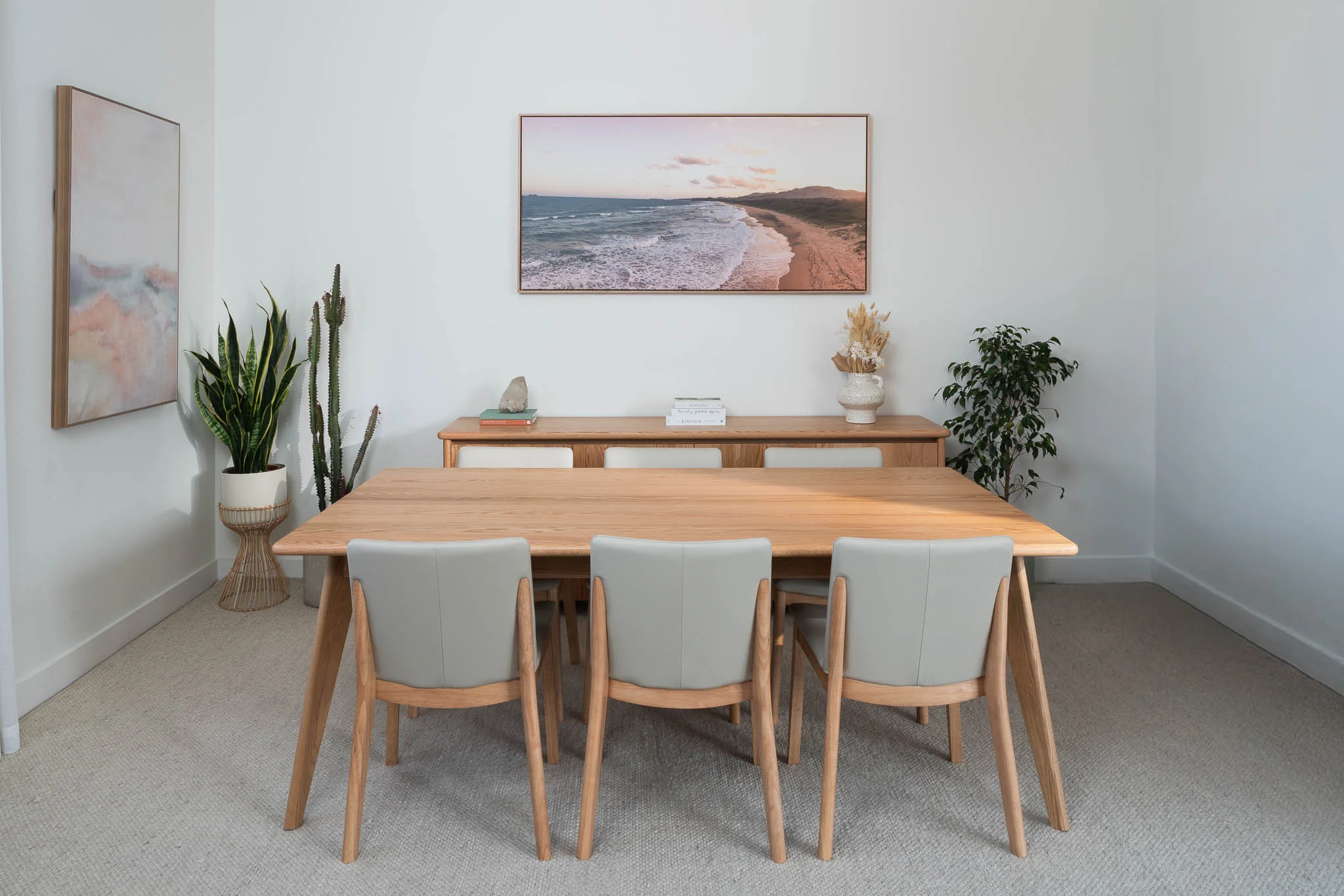Layla American Oak Dining Table - Image 8