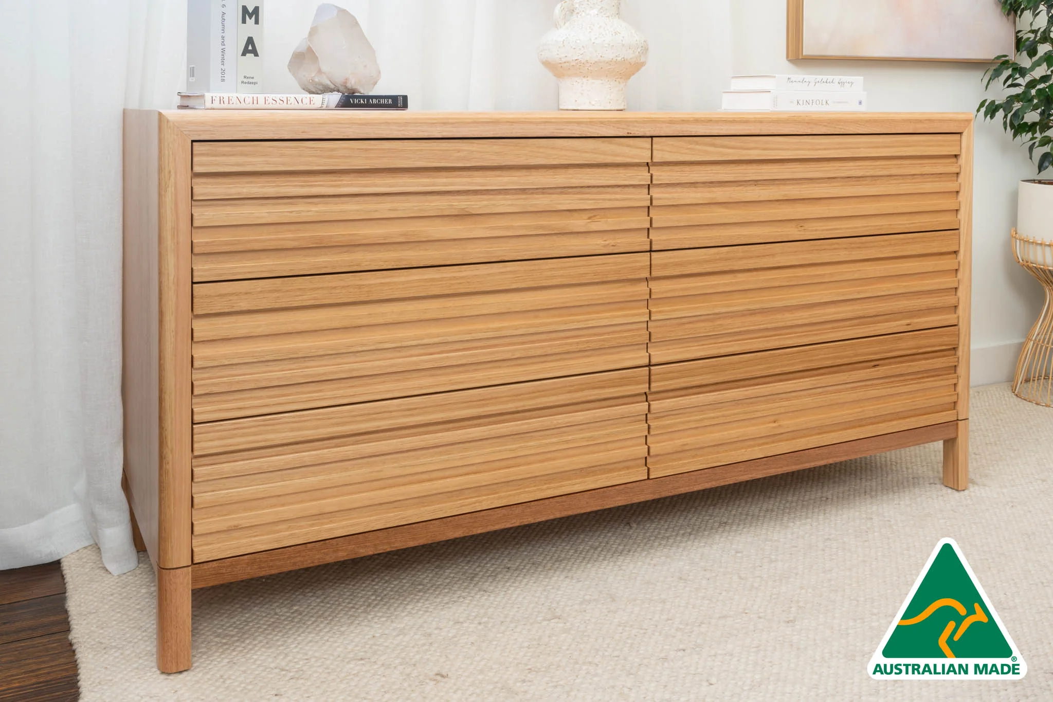 Luna Tasmanian Oak Signature Dresser - Image 10