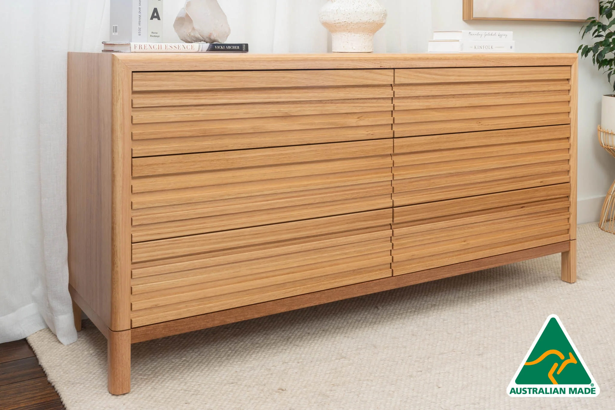 Luna Tasmanian Oak Signature Dresser - Image 3