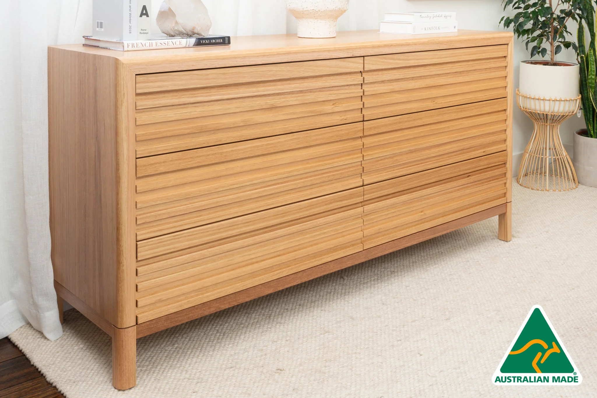 Luna Tasmanian Oak Signature Dresser - Image 6