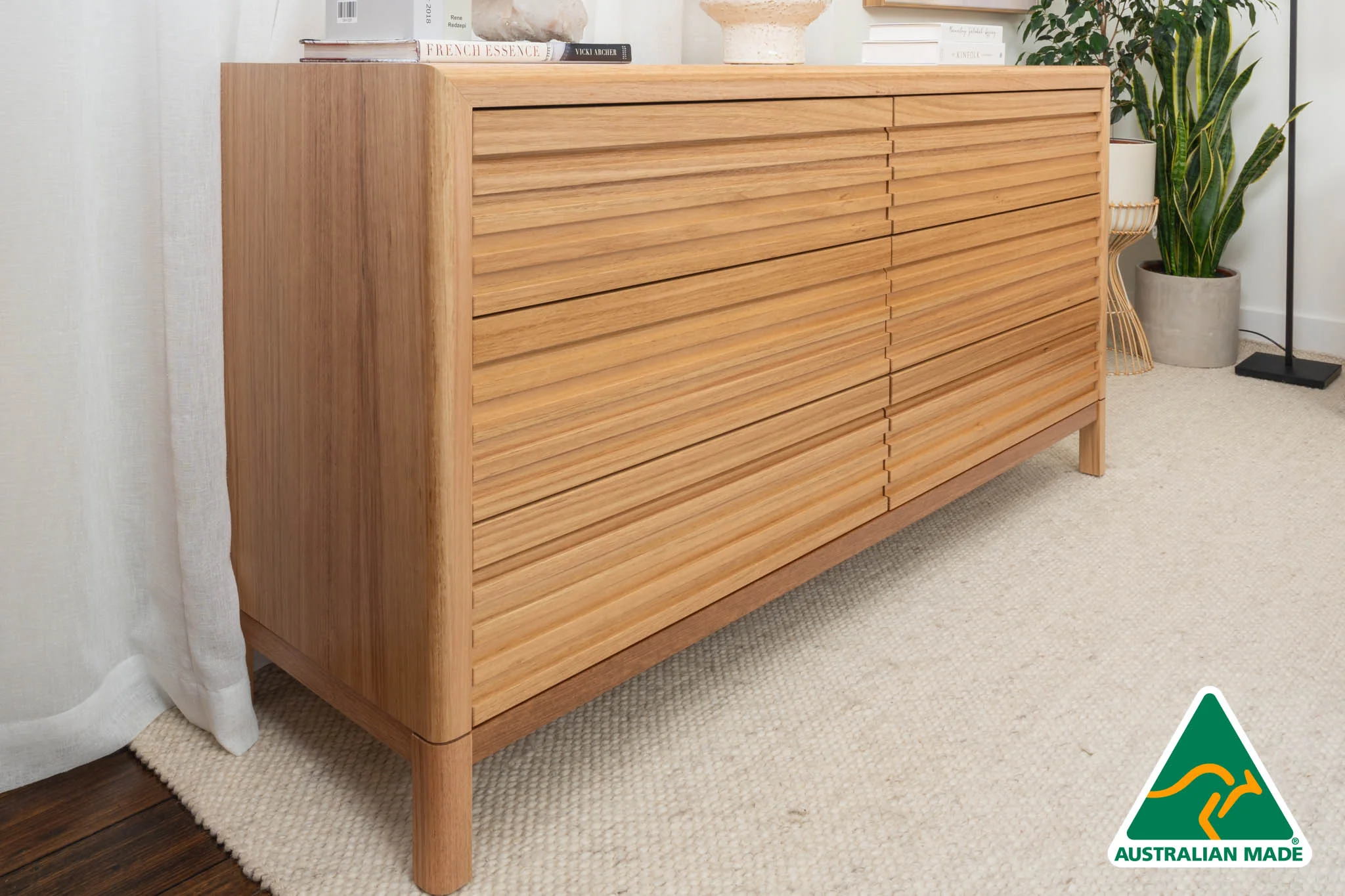Luna Tasmanian Oak Signature Dresser - Image 9