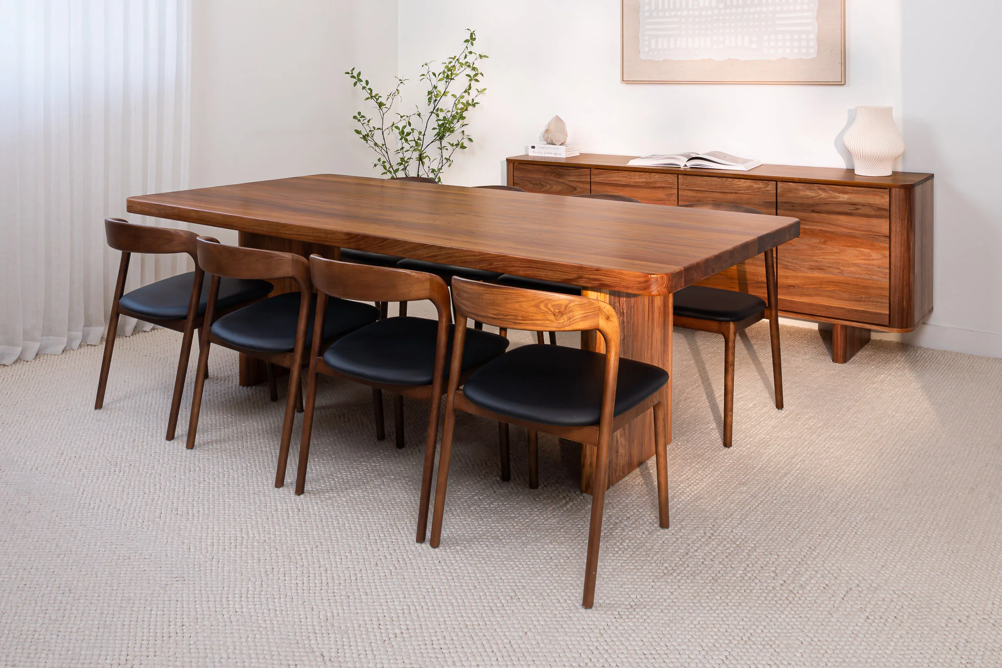 Marlow Blackwood Heritage Dining Table - Image 4