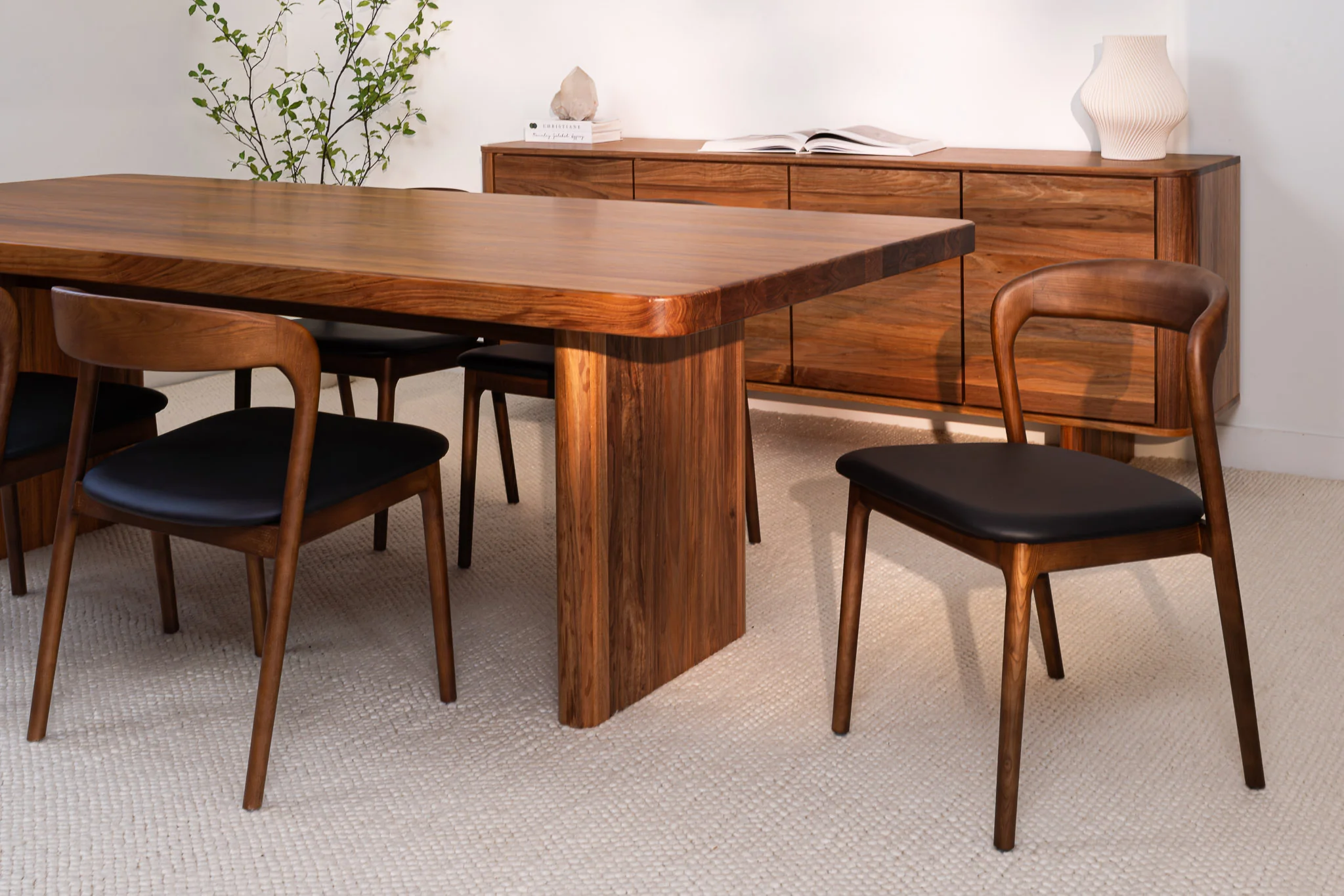 Marlow Blackwood Heritage Dining Table - Image 5