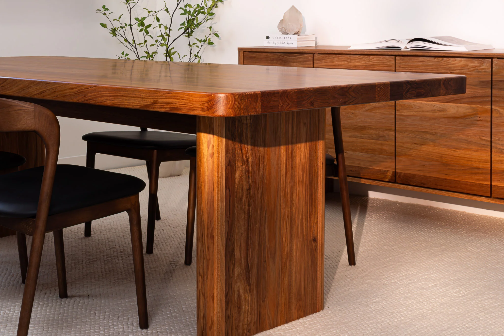 Marlow Blackwood Heritage Dining Table - Image 6