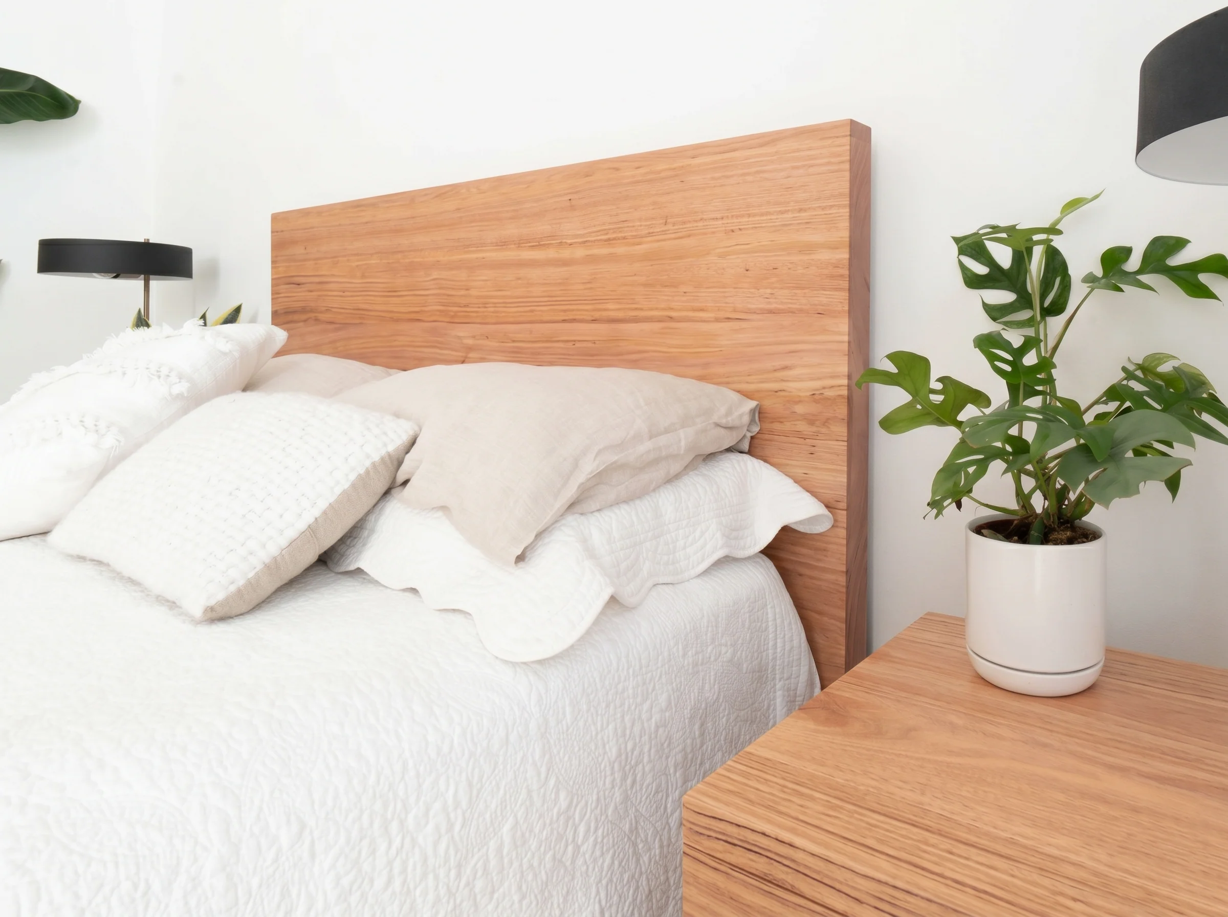NEW Osaka Tasmanian Oak Bed Frame Queen Size - Image 3