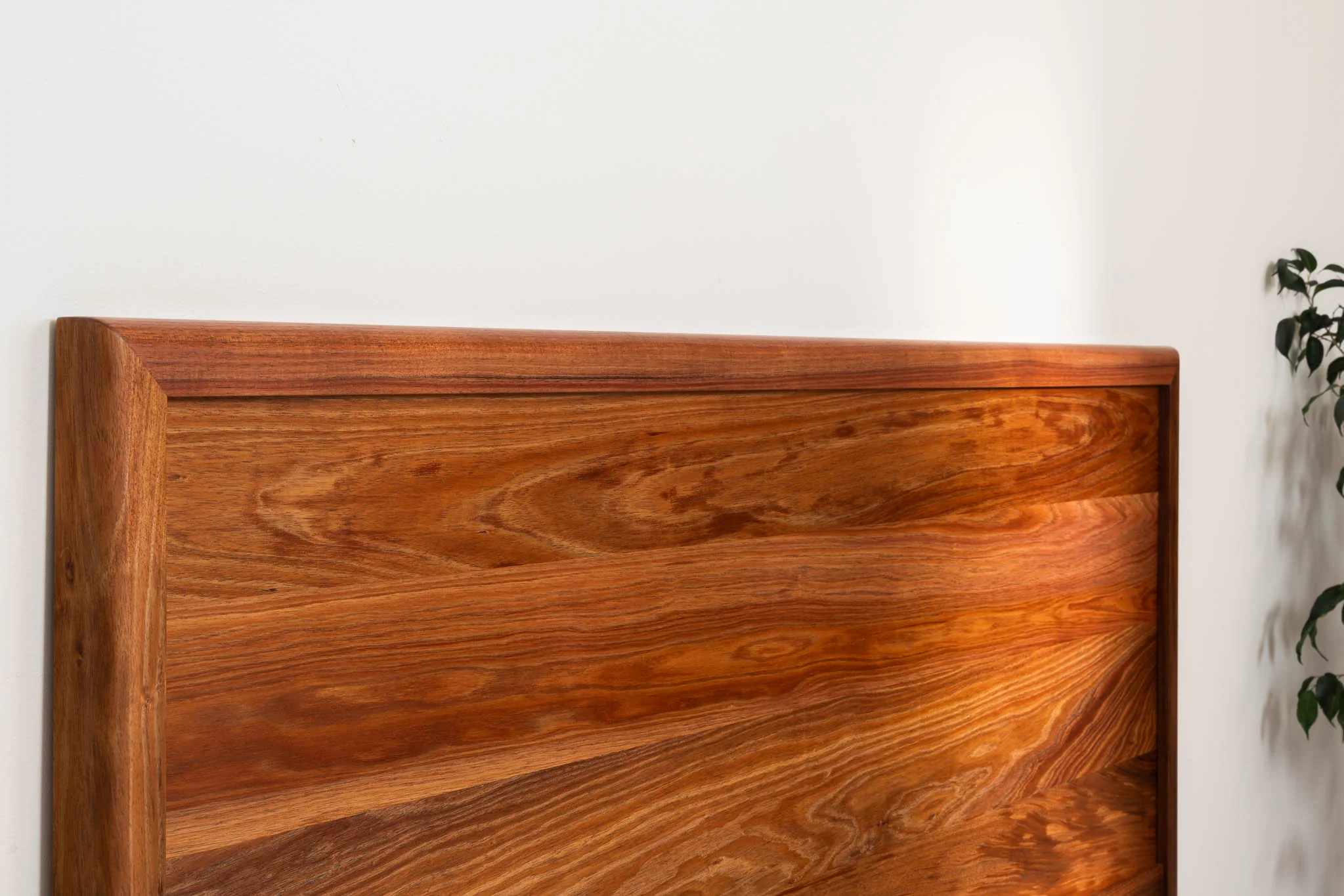 Yakka Blackwood Heritage Bed Frame - Image 5