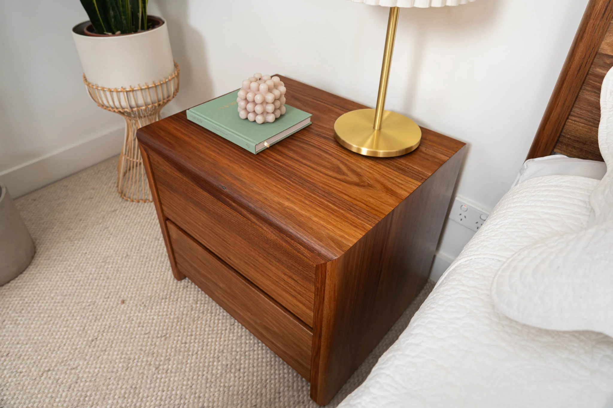 Yakka Blackwood Heritage Bedside Table - Image 7