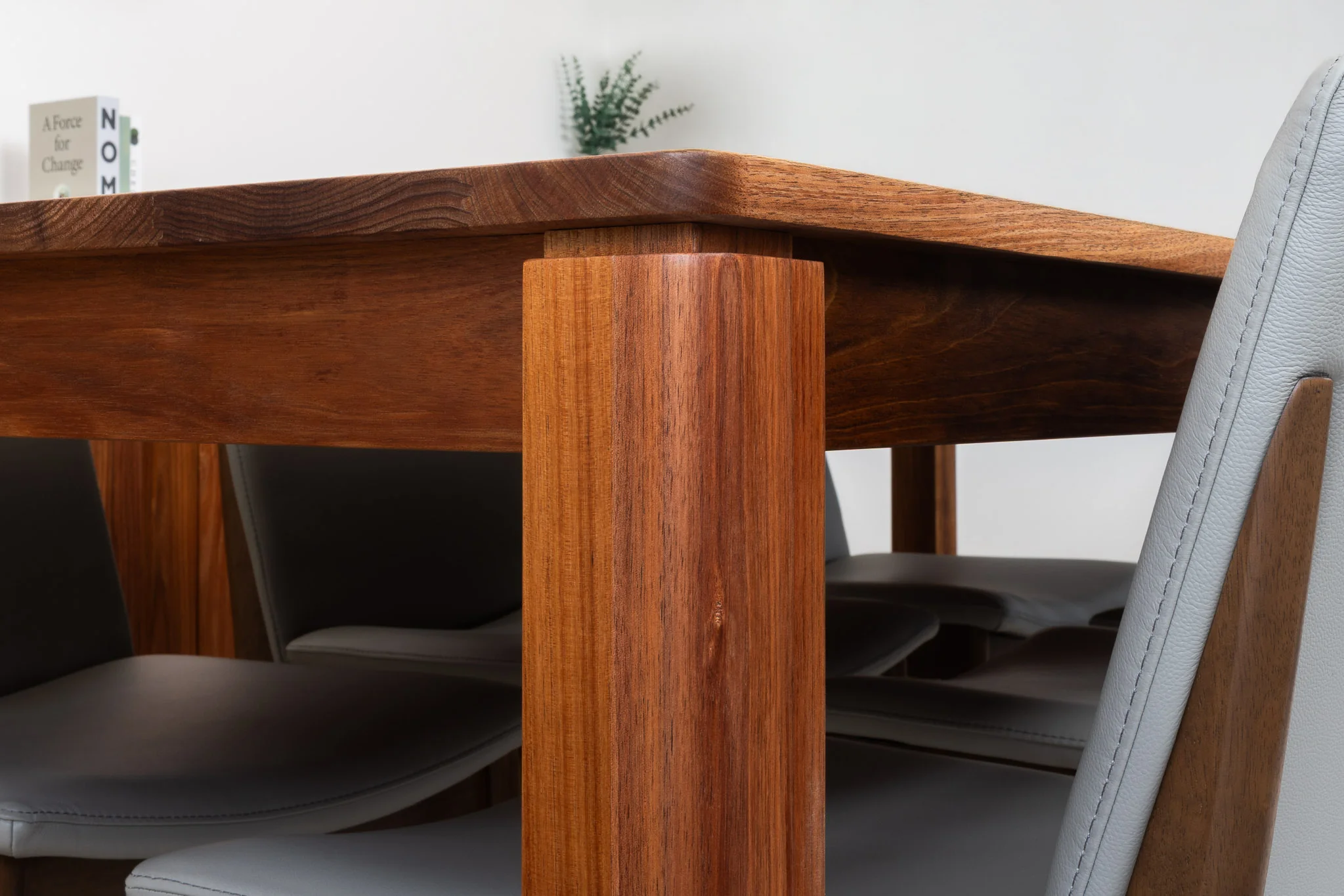 Yakka Blackwood Heritage Dining Table - Image 4