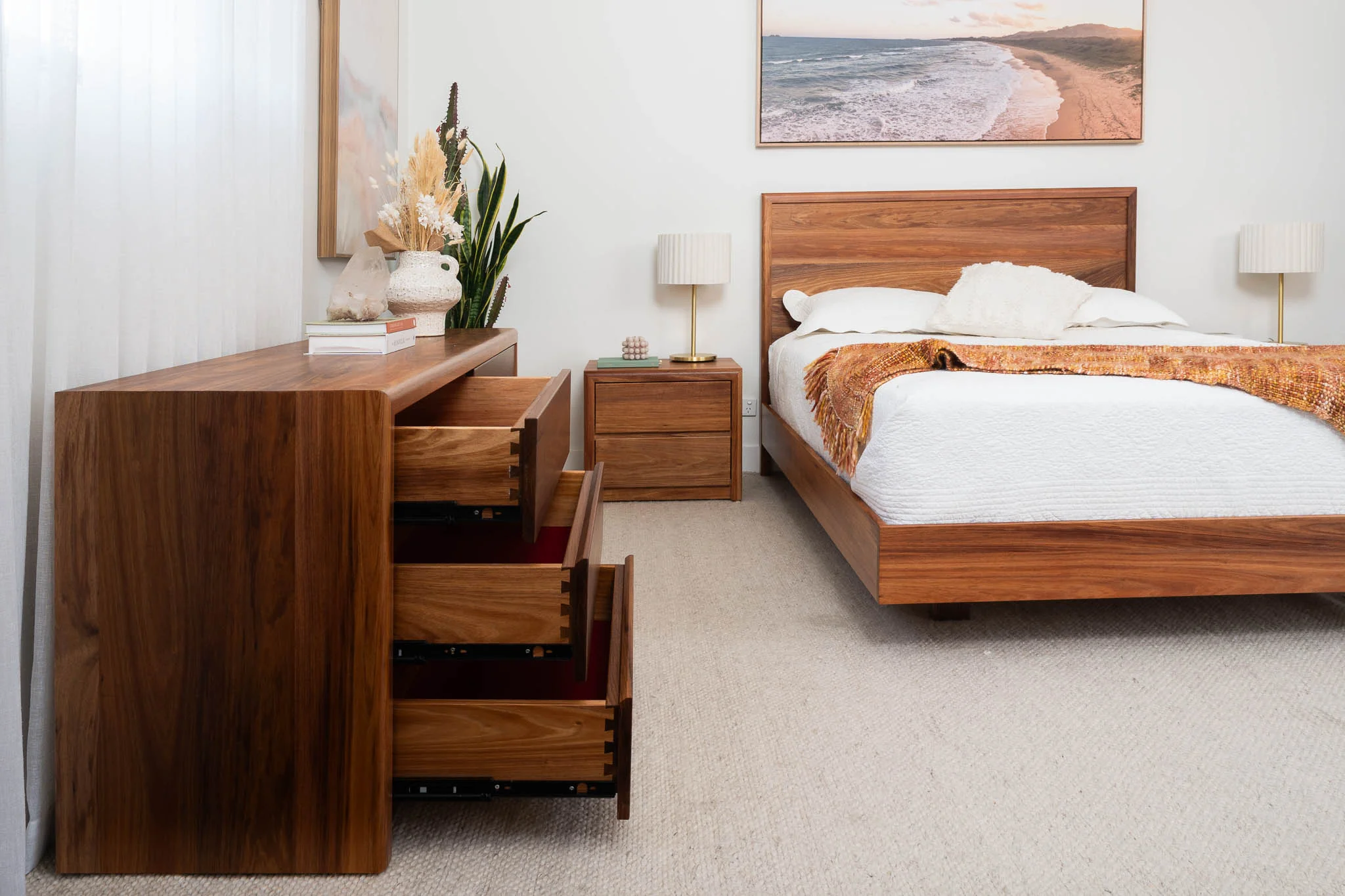 Yakka Blackwood Heritage Dresser - Image 3