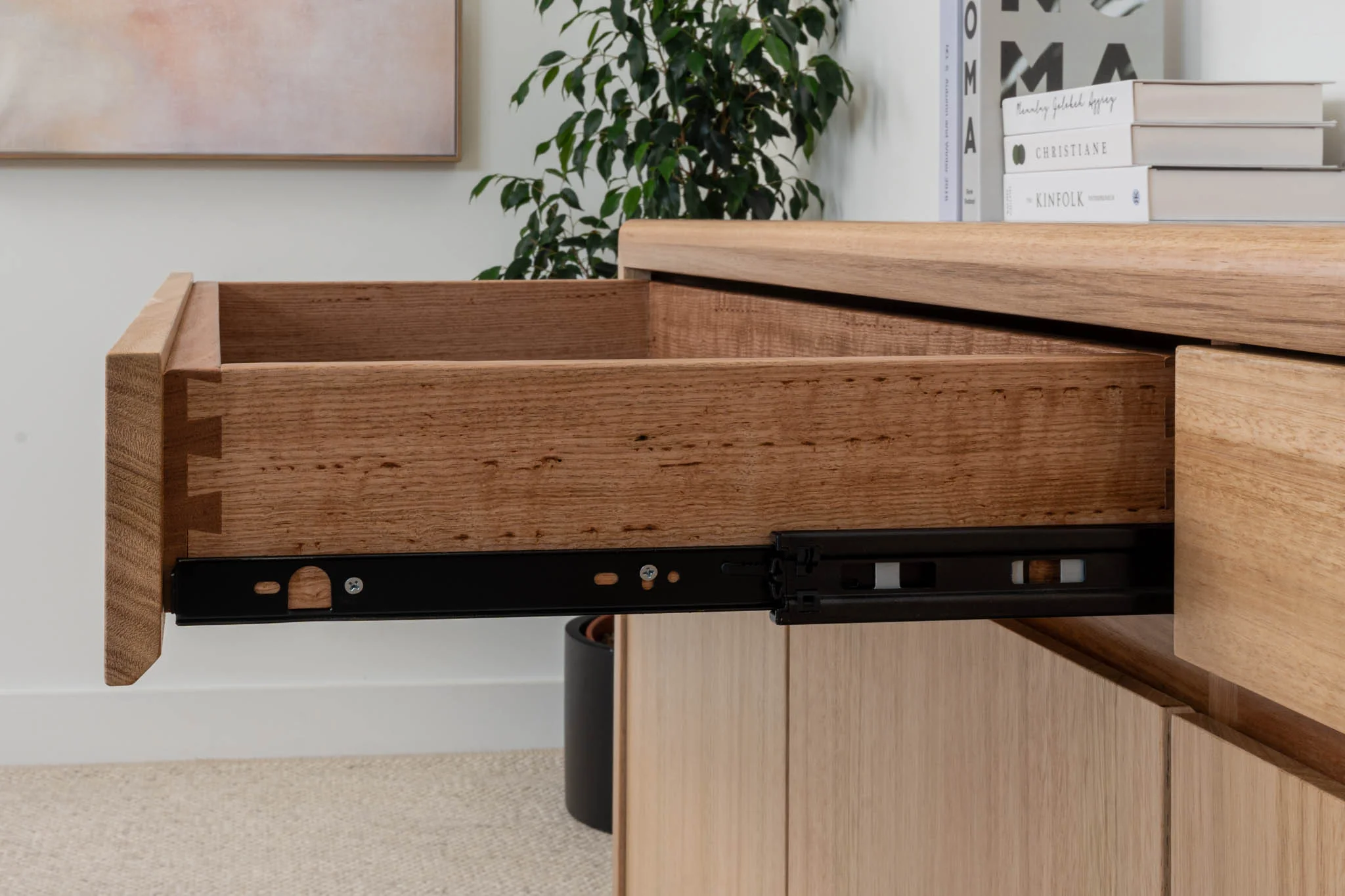Yakka Tasmanian Oak Signature Sideboard & Buffet - Image 8